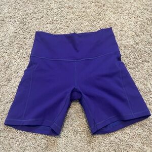 Lululemon Athletica Petrol Purple 6” WunderTrain Shorts with Pockets - size 8
